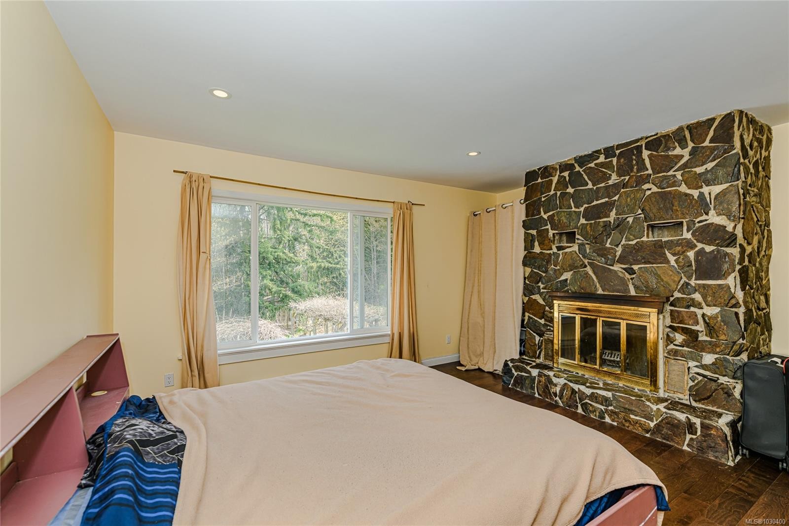 









821


Fulford-Ganges

Rd,
Salt Spring,




BC
V8K 2G4

