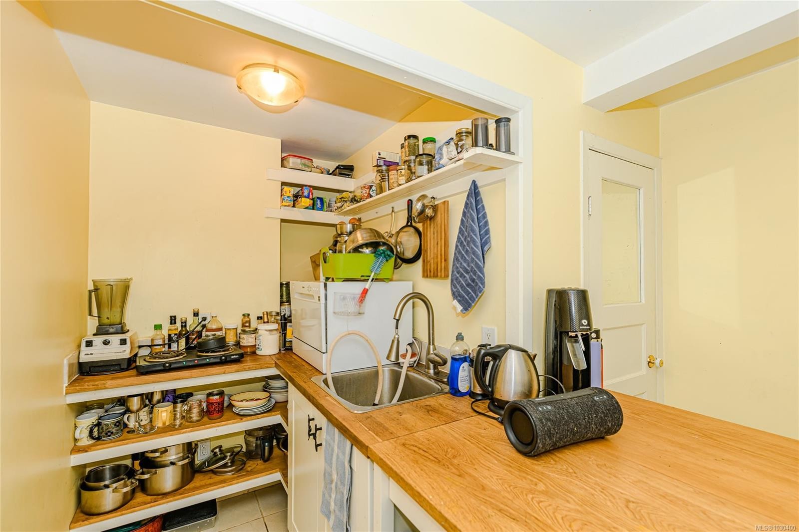 









821


Fulford-Ganges

Rd,
Salt Spring,




BC
V8K 2G4


