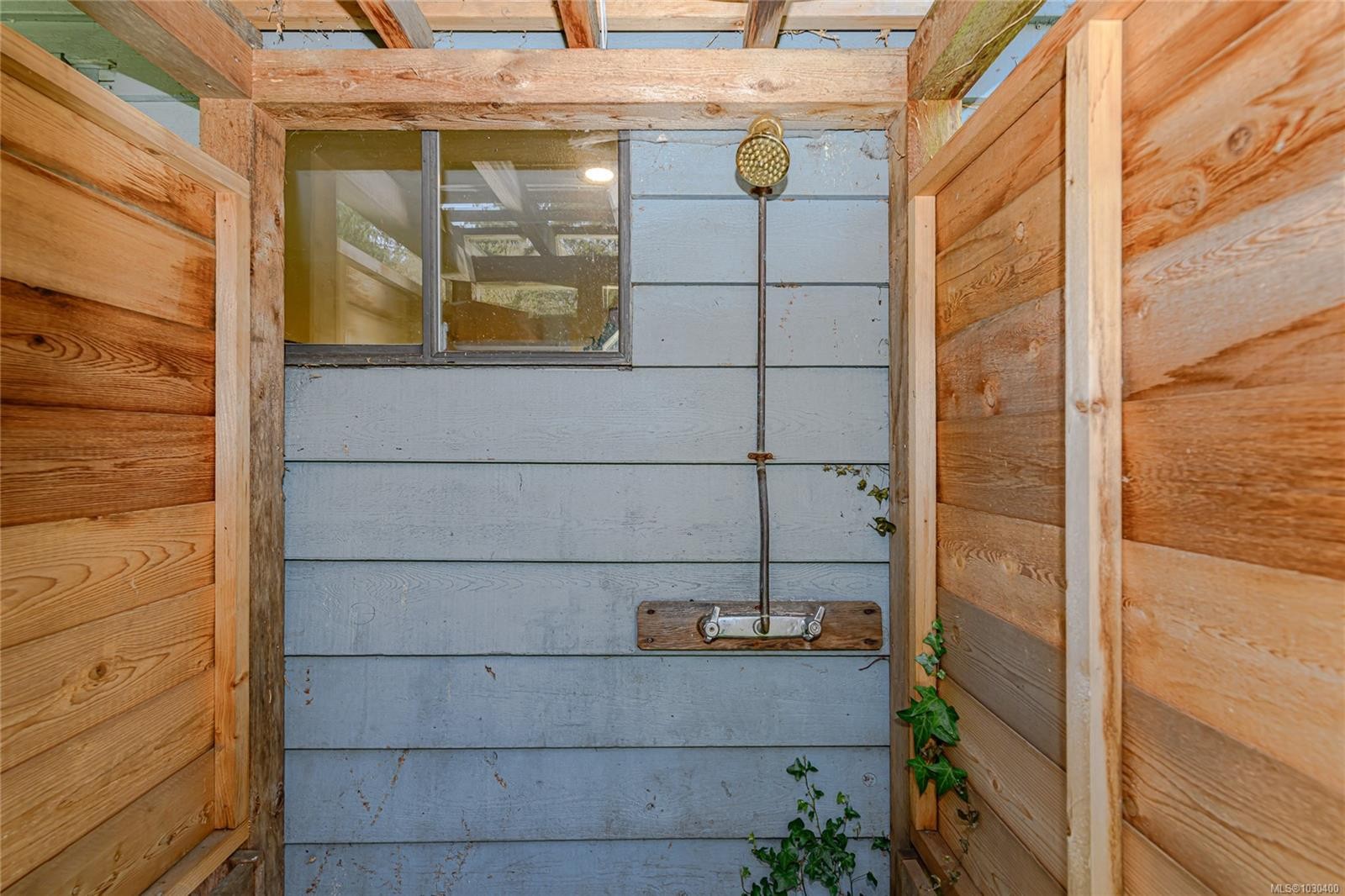 









821


Fulford-Ganges

Rd,
Salt Spring,




BC
V8K 2G4

