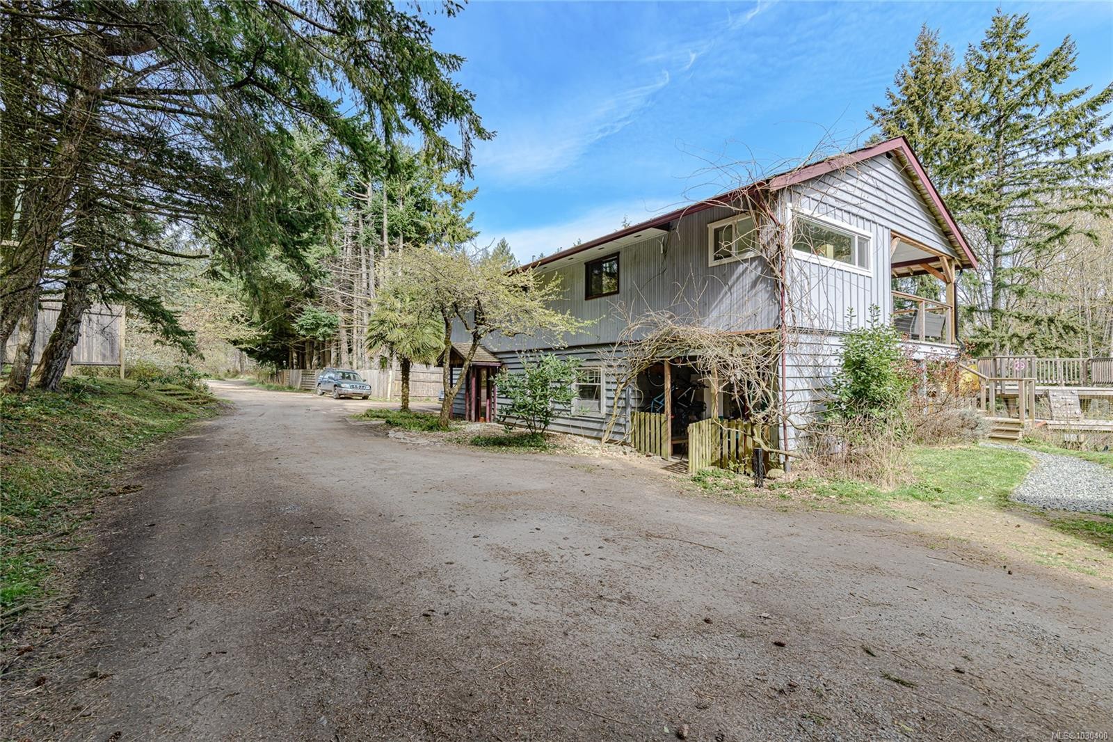 









821


Fulford-Ganges

Rd,
Salt Spring,




BC
V8K 2G4

