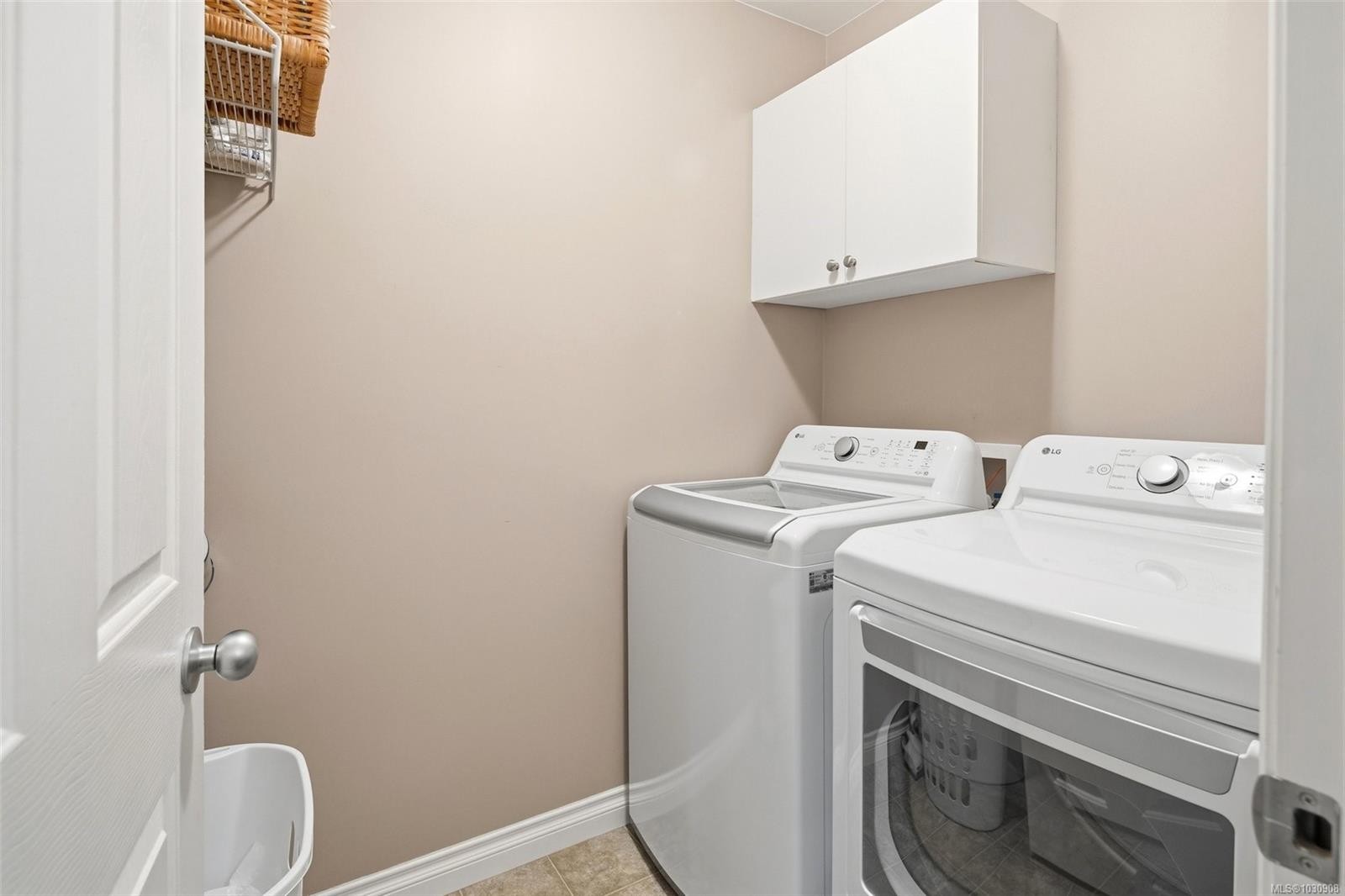









7139


Jacksons

Pl,
Sooke,




BC
V9Z 0T7

