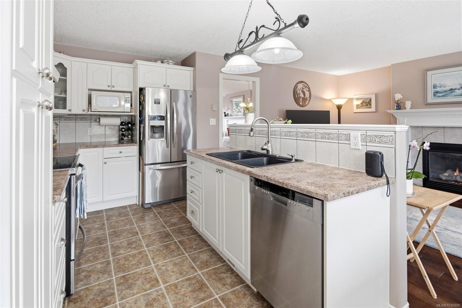 









7139


Jacksons

Pl,
Sooke,




BC
V9Z 0T7

