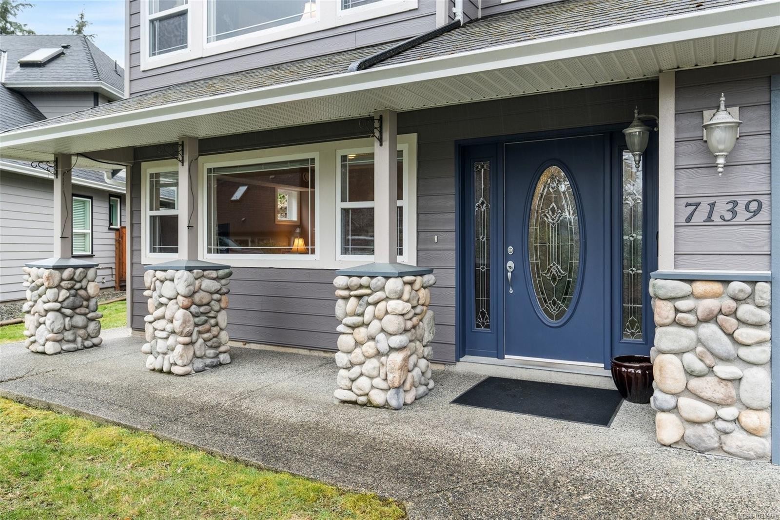 









7139


Jacksons

Pl,
Sooke,




BC
V9Z 0T7

