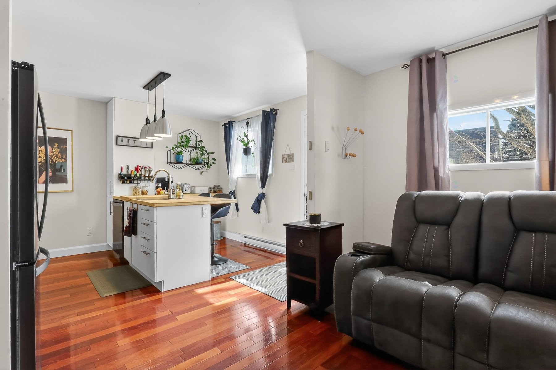 









1797

 - 1797A


12e Avenue

,
Shawinigan,




QC
G9T5Z6

