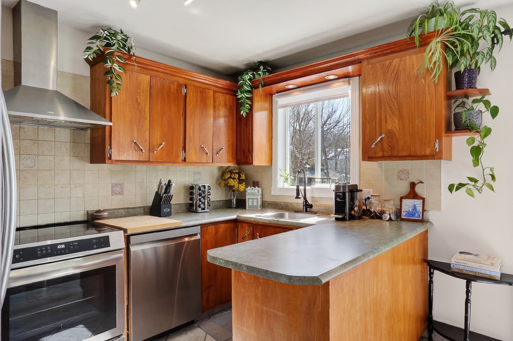 









1797

 - 1797A


12e Avenue

,
Shawinigan,




QC
G9T5Z6

