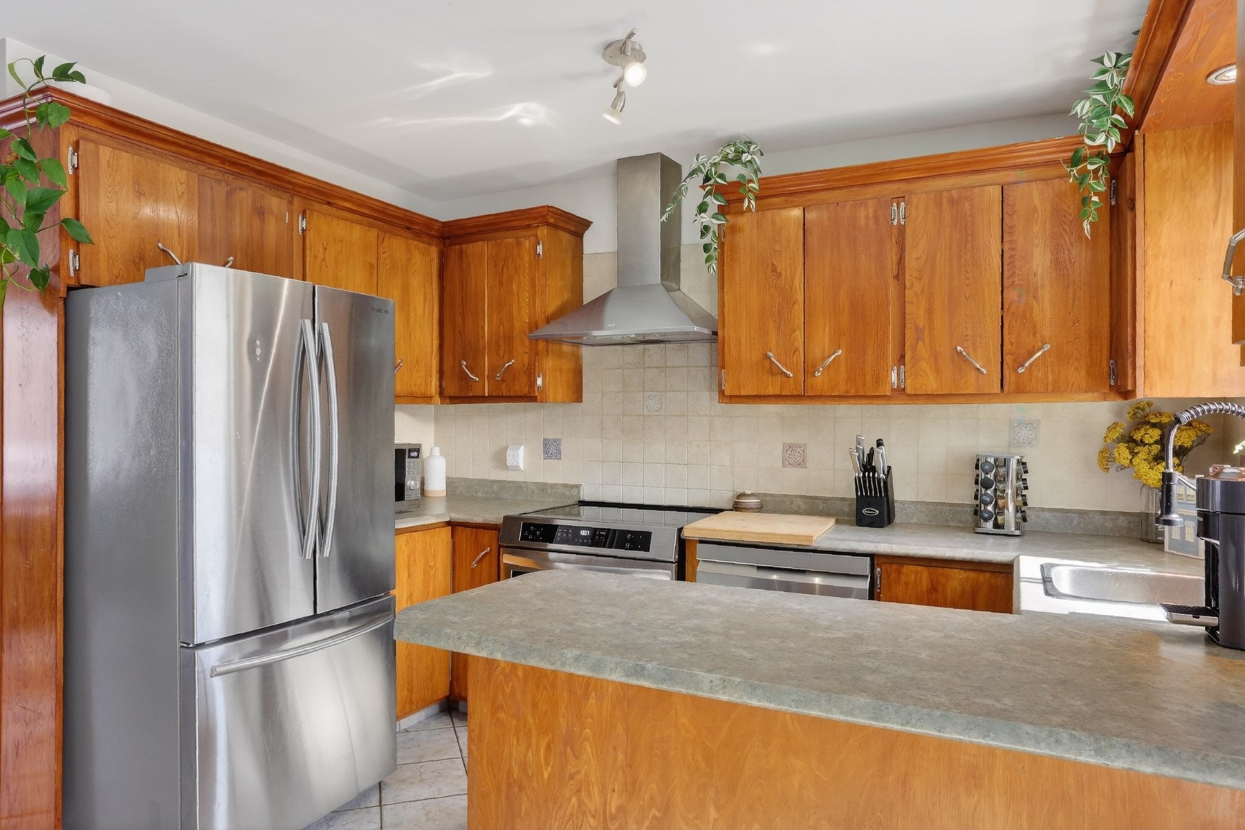 









1797

 - 1797A


12e Avenue

,
Shawinigan,




QC
G9T5Z6

