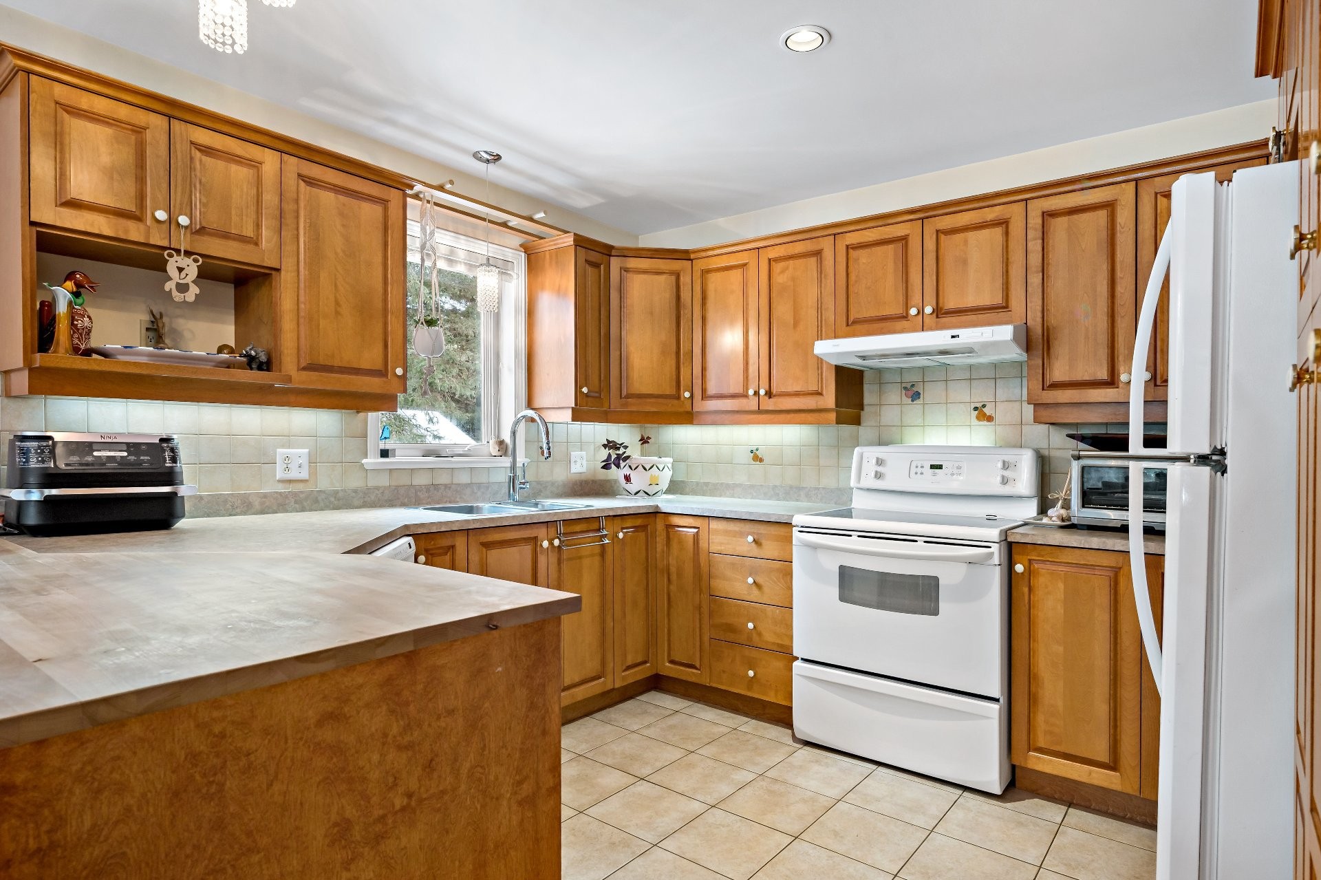 









111


Rue des Villageois

,
Mont-Blanc,




QC
J0T2G0

