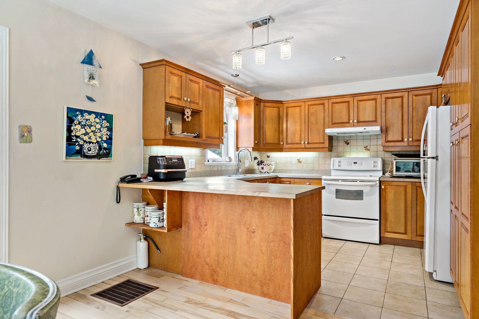 









111


Rue des Villageois

,
Mont-Blanc,




QC
J0T2G0

