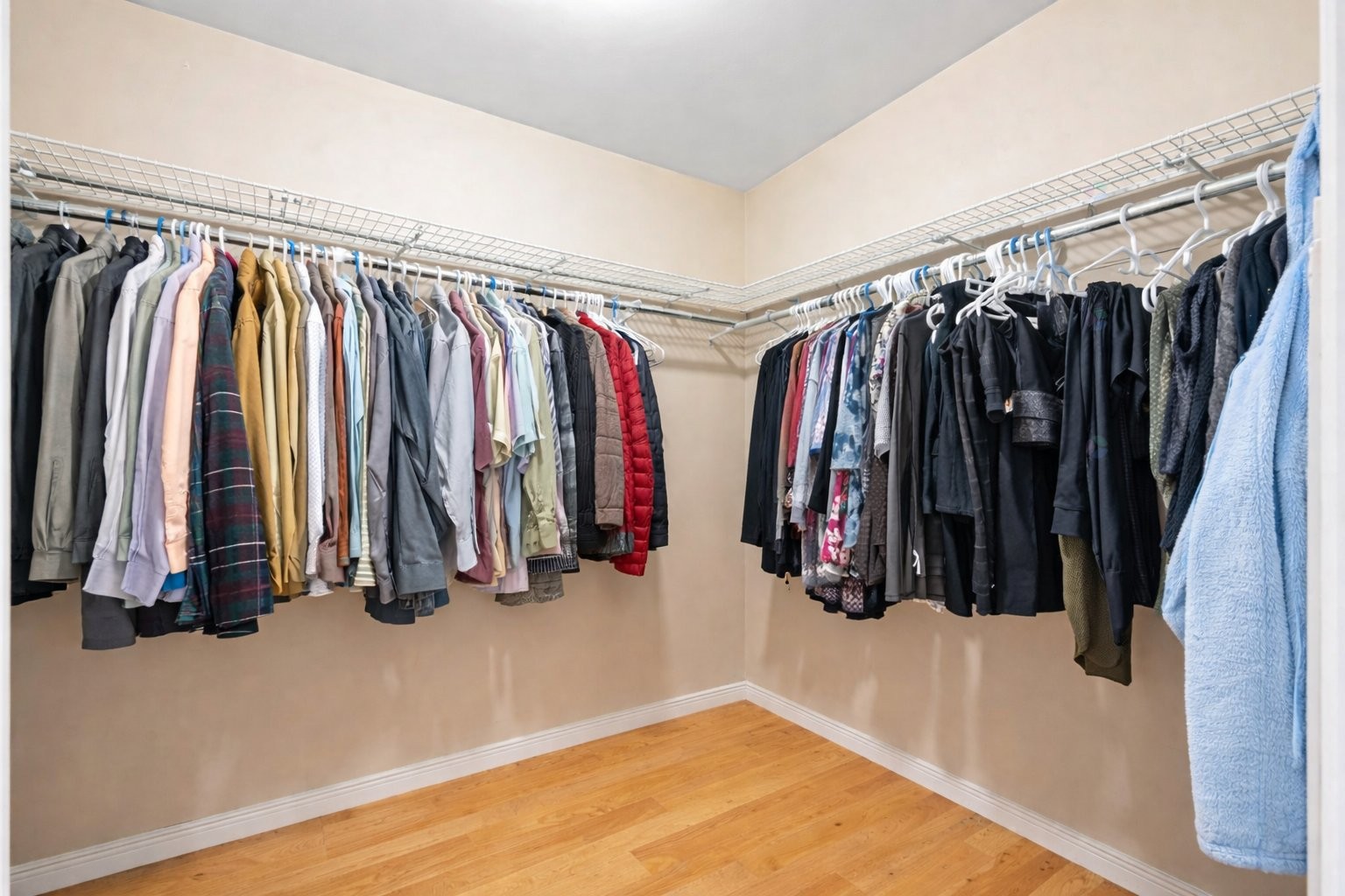 









111


Rue des Villageois

,
Mont-Blanc,




QC
J0T2G0

