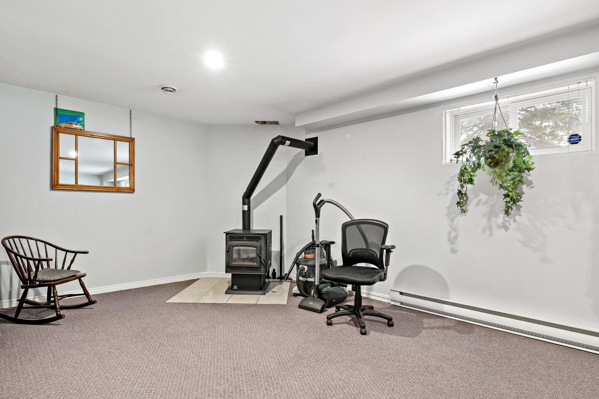 









111


Rue des Villageois

,
Mont-Blanc,




QC
J0T2G0

