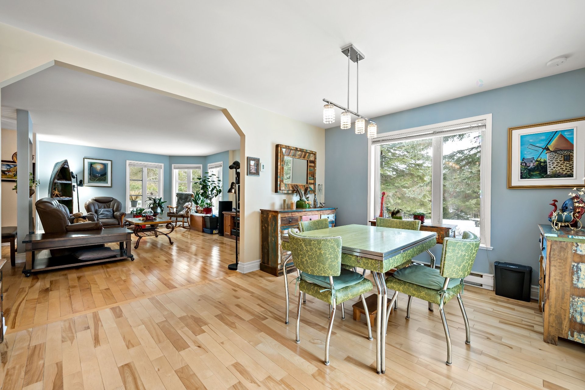 









111


Rue des Villageois

,
Mont-Blanc,




QC
J0T2G0


