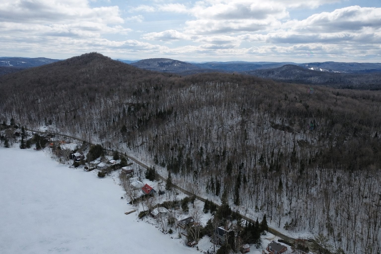 









185


Ch. du Domaine-Millette

,
Mont-Tremblant,




QC
J8E1V9

