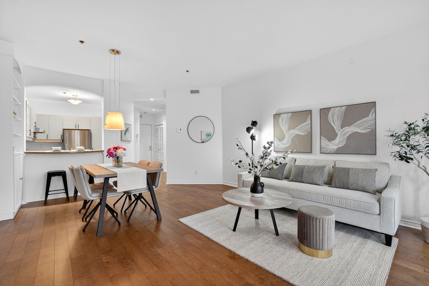 









275


Rue Upper Edison

, 105,
Saint-Lambert,




QC
J4R2W1

