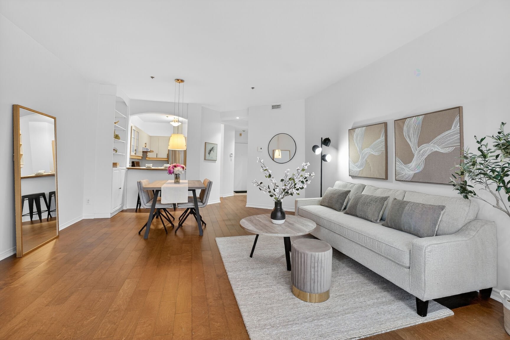 









275


Rue Upper Edison

, 105,
Saint-Lambert,




QC
J4R2W1

