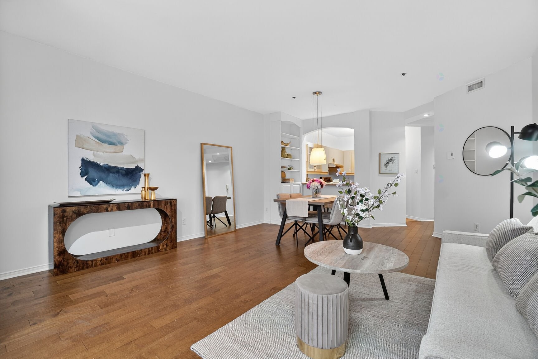 









275


Rue Upper Edison

, 105,
Saint-Lambert,




QC
J4R2W1

