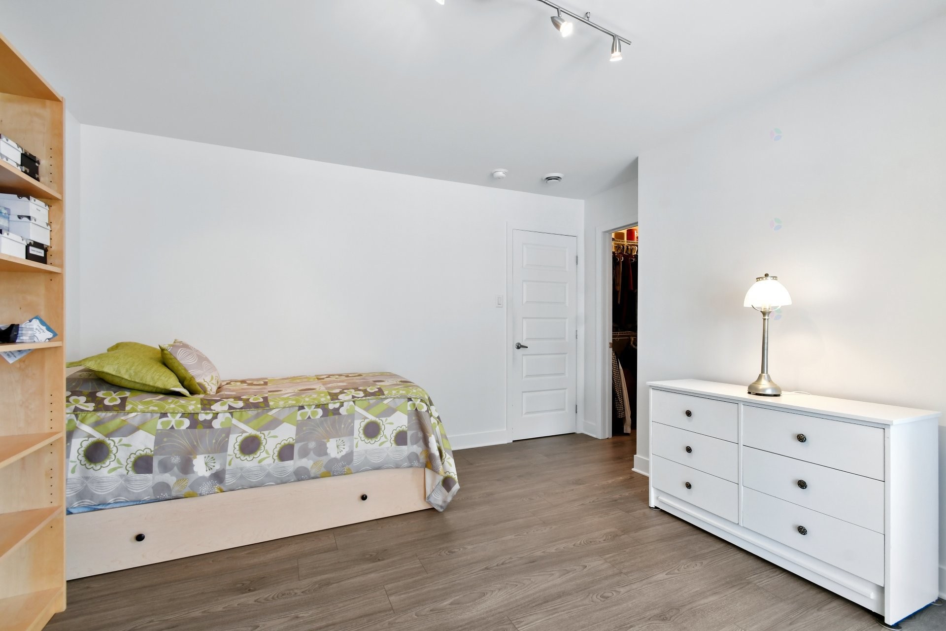 









390


Place du Louvre

, 103,
Mascouche,




QC
J7K0T2

