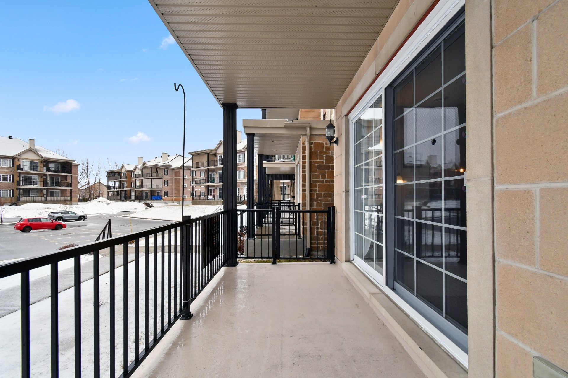 









390


Place du Louvre

, 103,
Mascouche,




QC
J7K0T2

