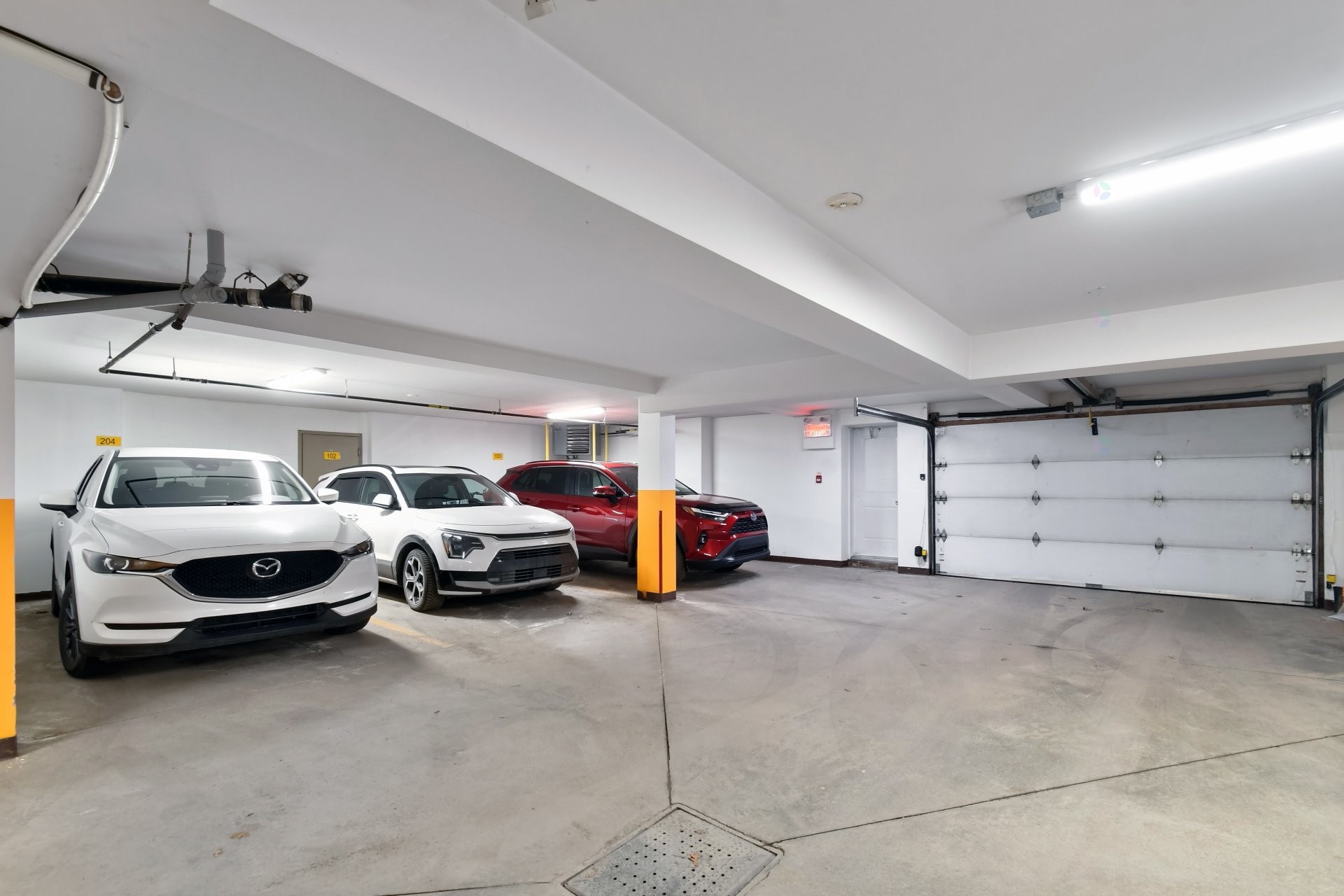 









390


Place du Louvre

, 103,
Mascouche,




QC
J7K0T2

