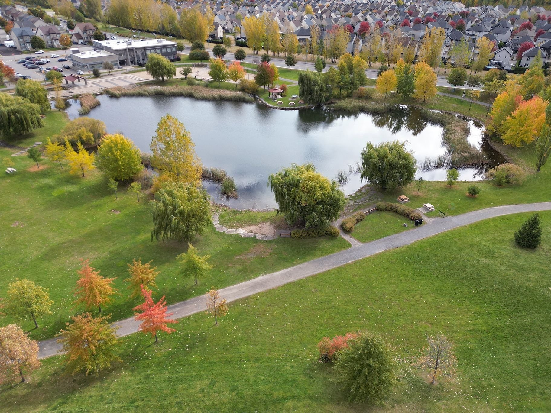 









390


Place du Louvre

, 103,
Mascouche,




QC
J7K0T2

