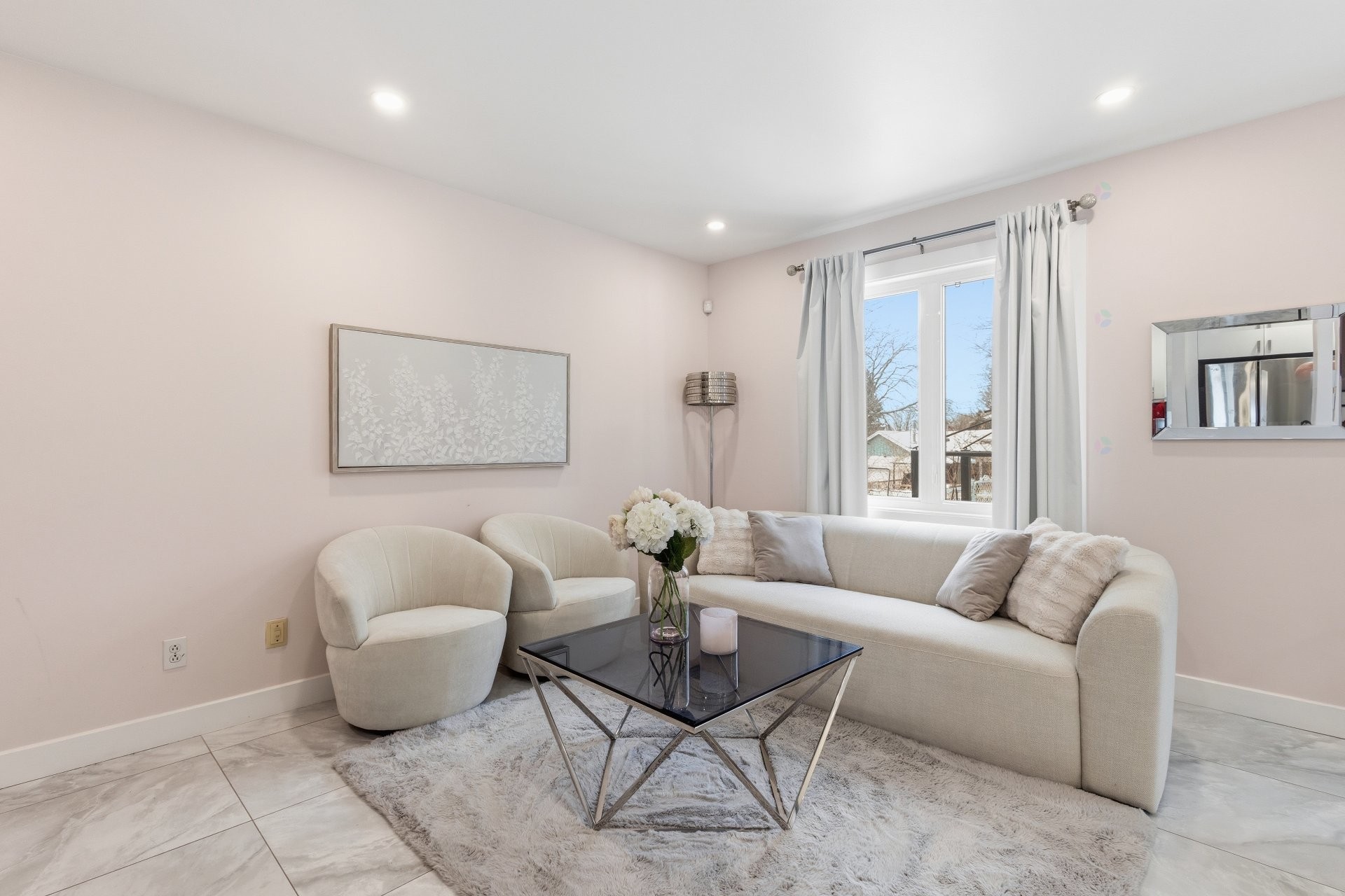 









610


Mtée Montrougeau

,
Laval (Fabreville),




QC
H7P5L1

