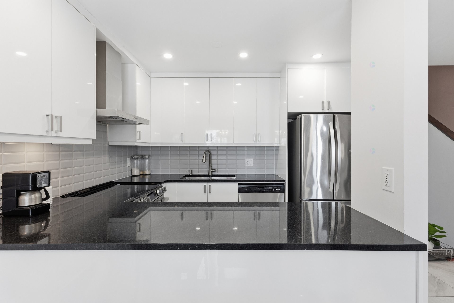 









610


Mtée Montrougeau

,
Laval (Fabreville),




QC
H7P5L1

