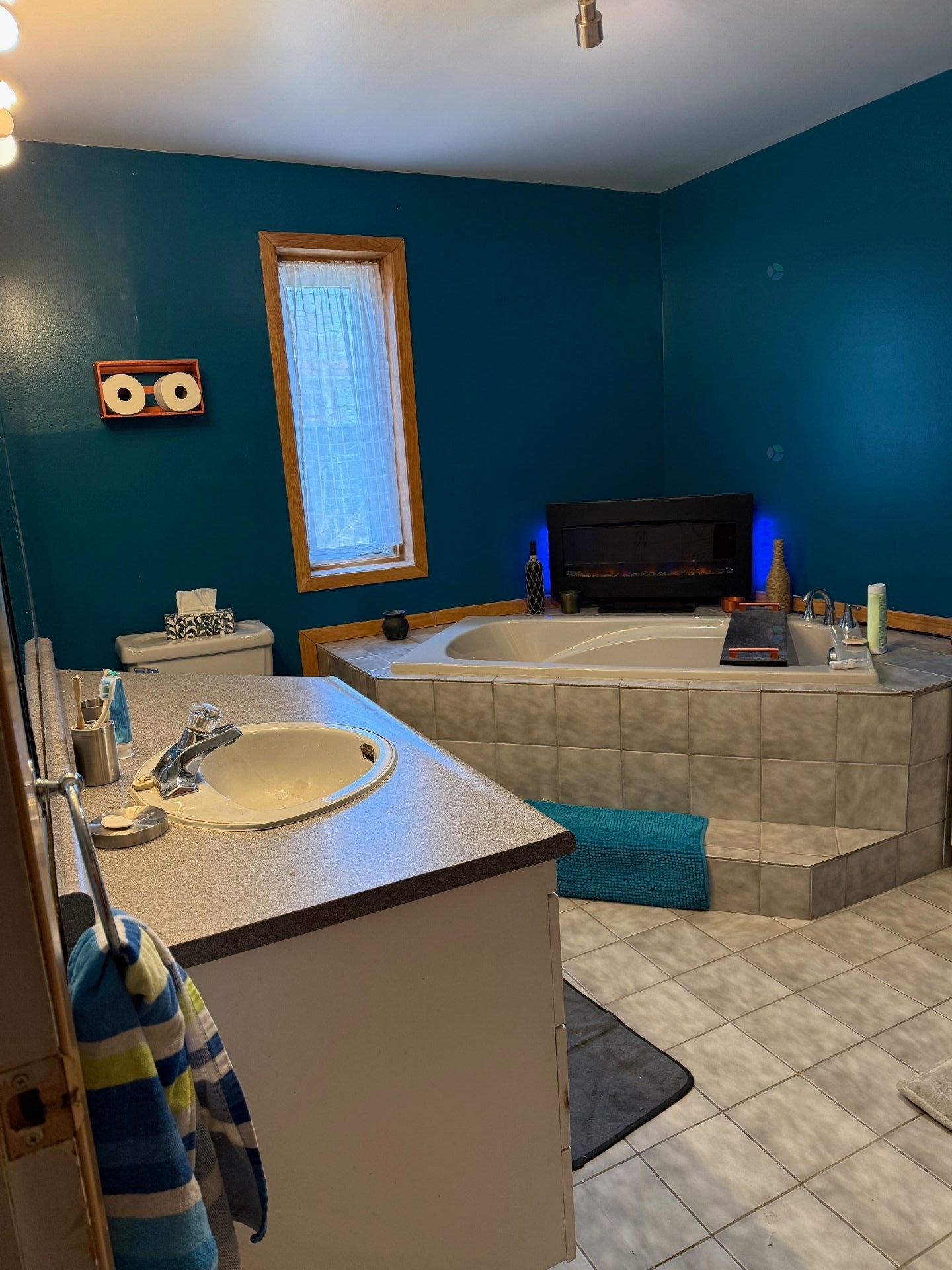 









1740


Rue Centrale

,
Sainte-Catherine,




QC
J5C1G5

