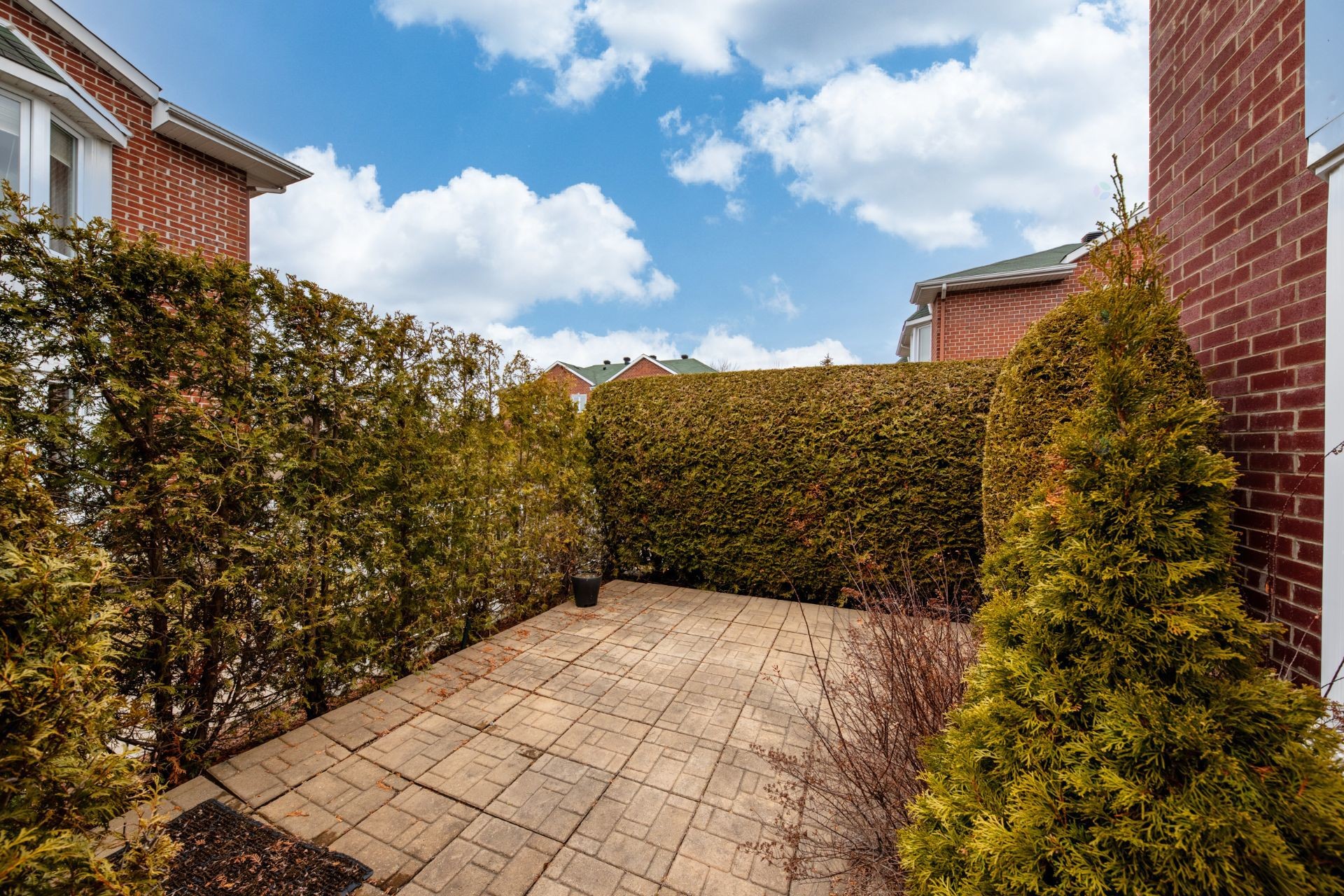 









2000


Rue De Chambly

, 404,
Saint-Bruno-de-Montarville,




QC
J3V6H3


