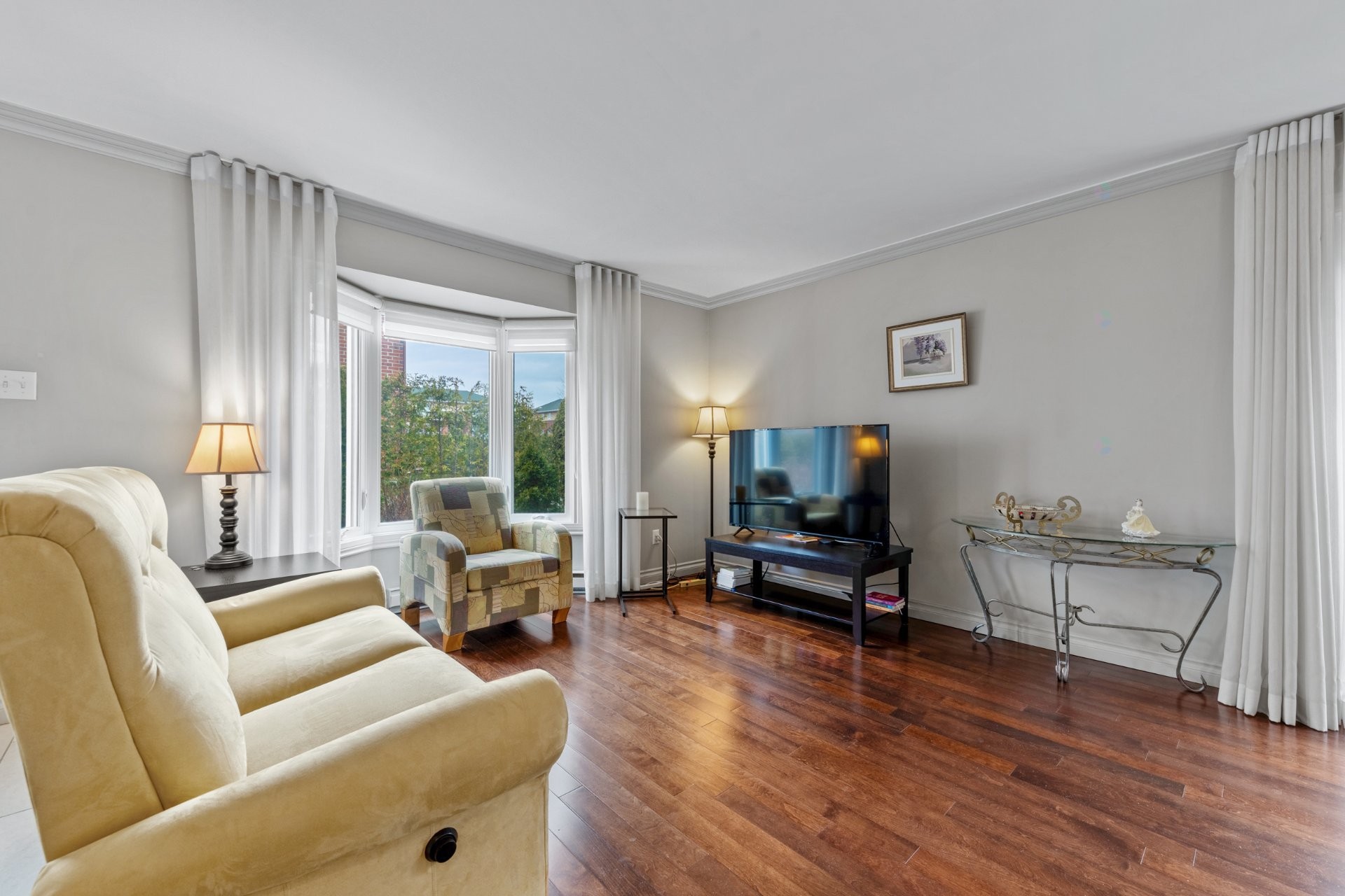 









2000


Rue De Chambly

, 404,
Saint-Bruno-de-Montarville,




QC
J3V6H3

