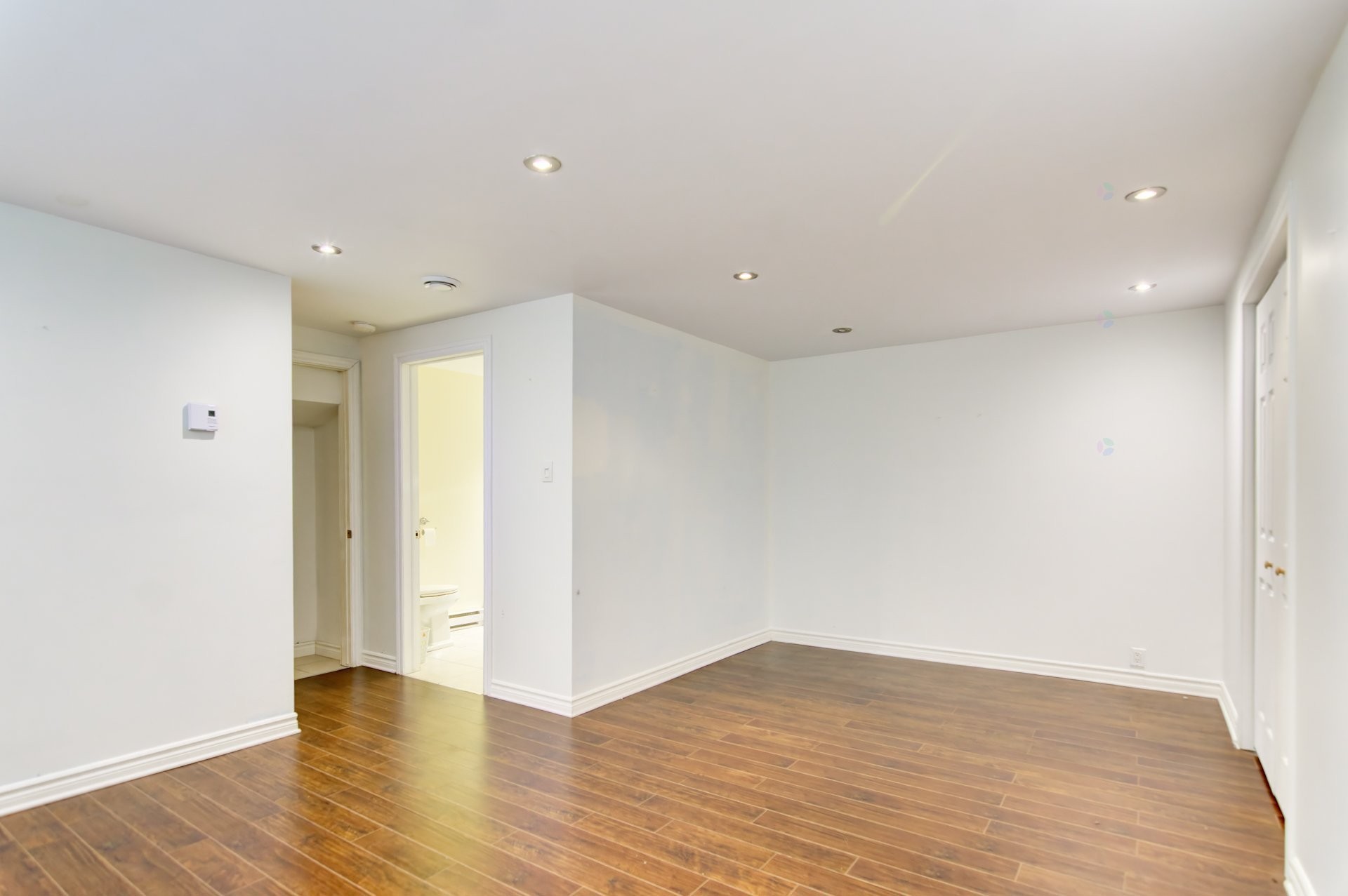 









8165


Rue Louisbourg

,
Brossard,




QC
J4Y0H6

