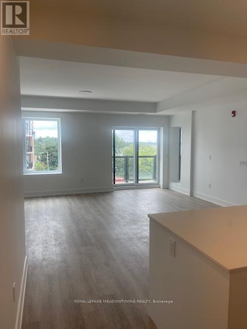 












403 - 19B WEST STREET

,
Kawartha Lakes,




Ontario
K9V1C4

