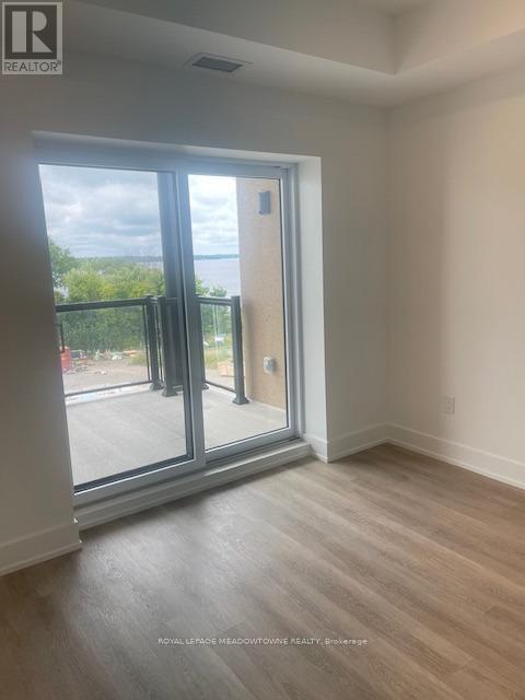 












403 - 19B WEST STREET

,
Kawartha Lakes,




Ontario
K9V1C4

