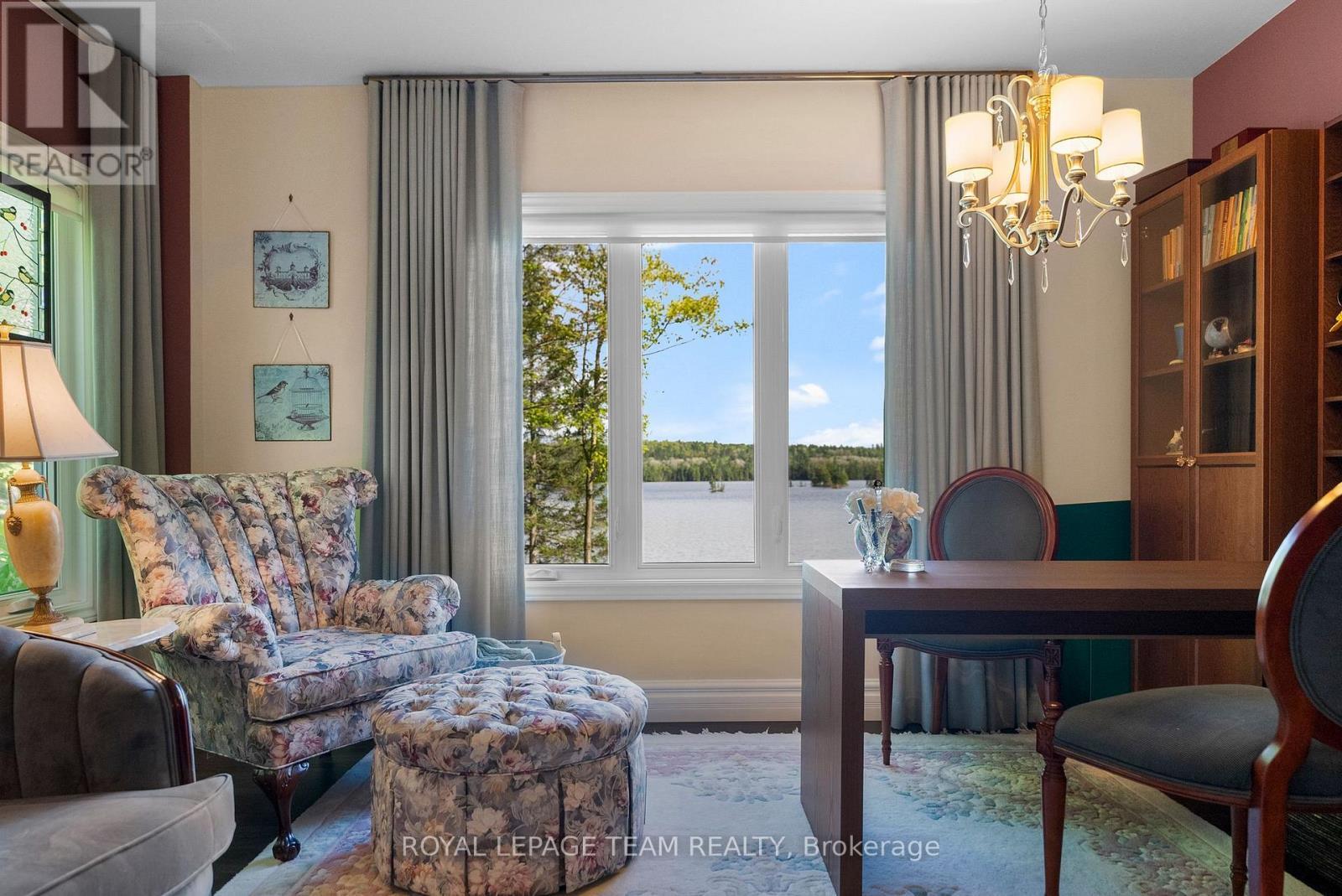 












2803 CENTENNIAL LAKE ROAD

,
Greater Madawaska,




Ontario
K0J1H0


