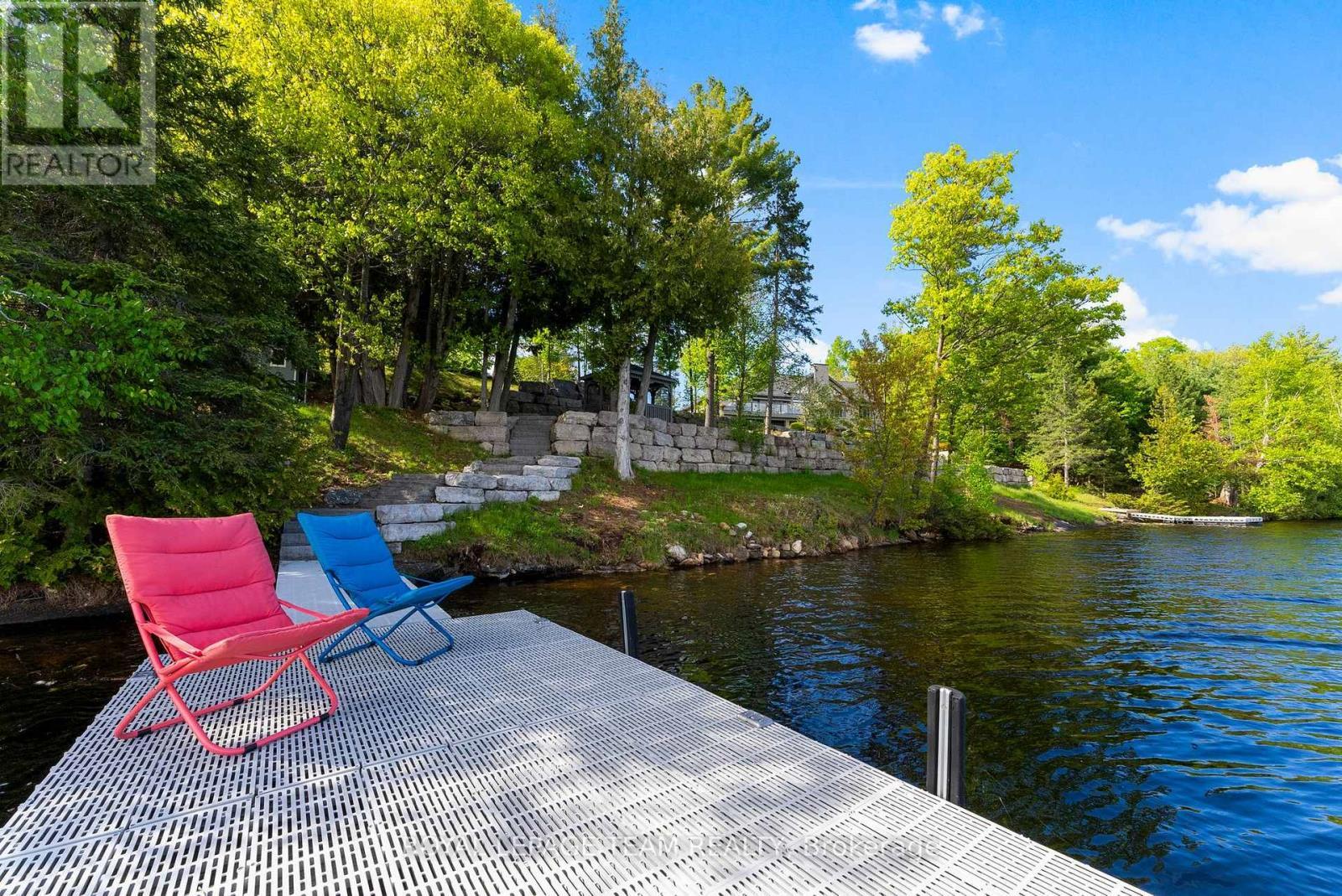 












2803 CENTENNIAL LAKE ROAD

,
Greater Madawaska,




Ontario
K0J1H0

