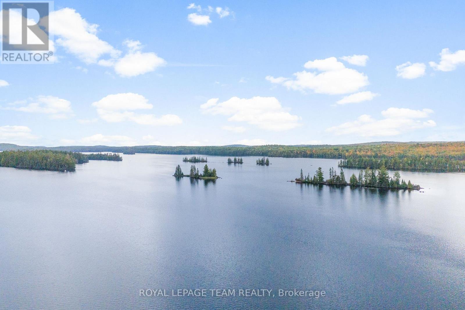 












2803 CENTENNIAL LAKE ROAD

,
Greater Madawaska,




Ontario
K0J1H0

