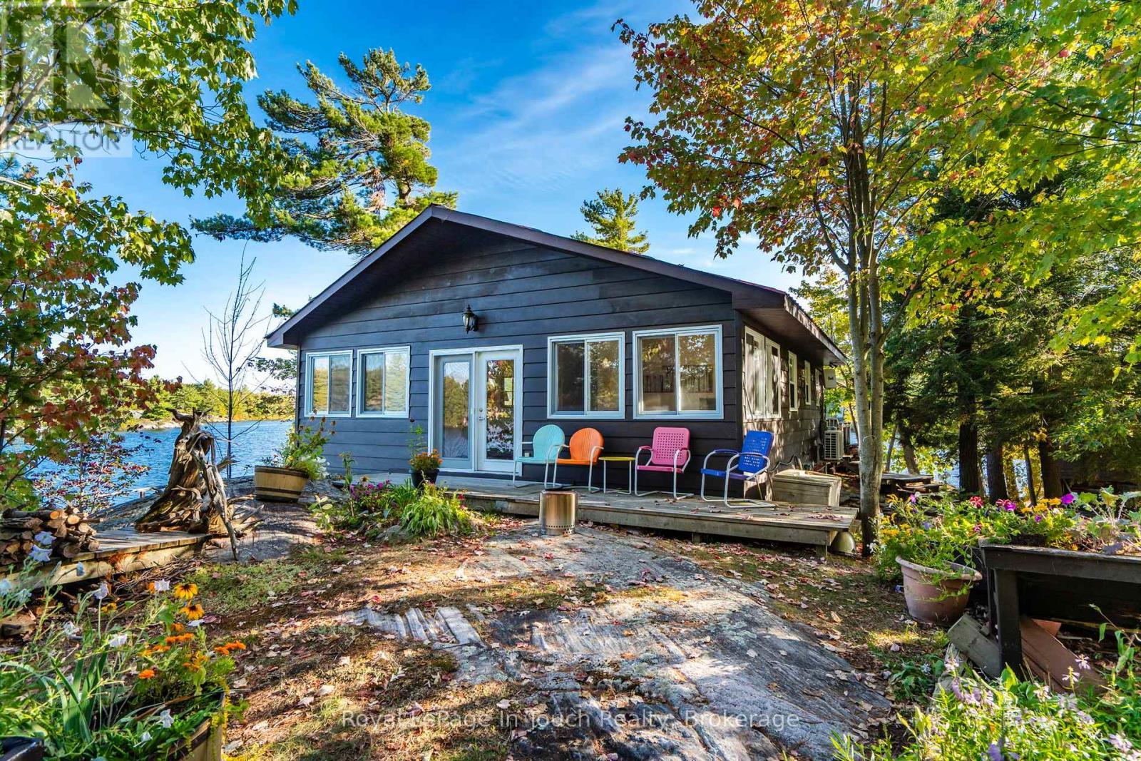 












2 IS 190 ISLAND

,
Georgian Bay (Baxter),




Ontario
L0K1S0

