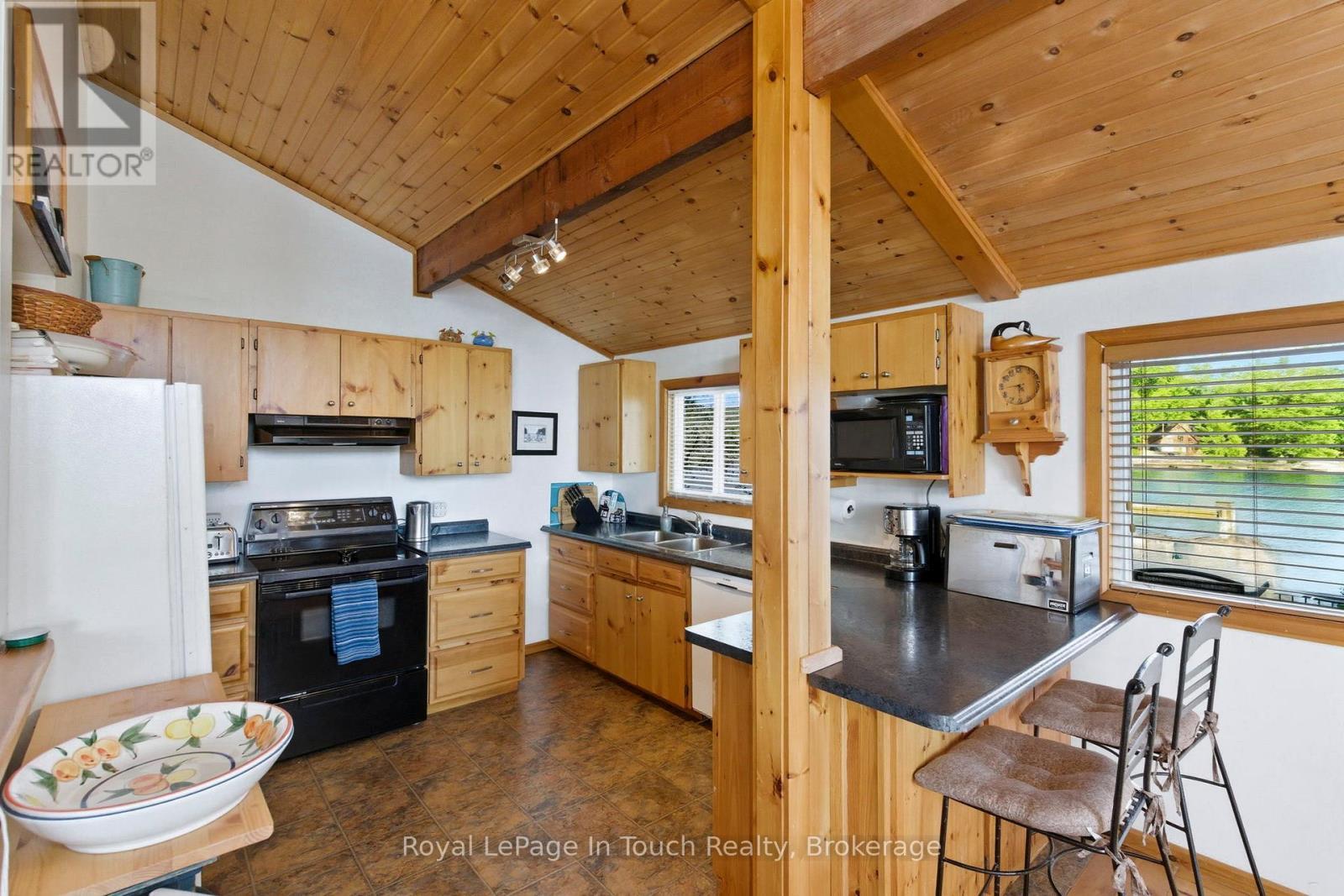 












2 IS 190 ISLAND

,
Georgian Bay (Baxter),




Ontario
L0K1S0

