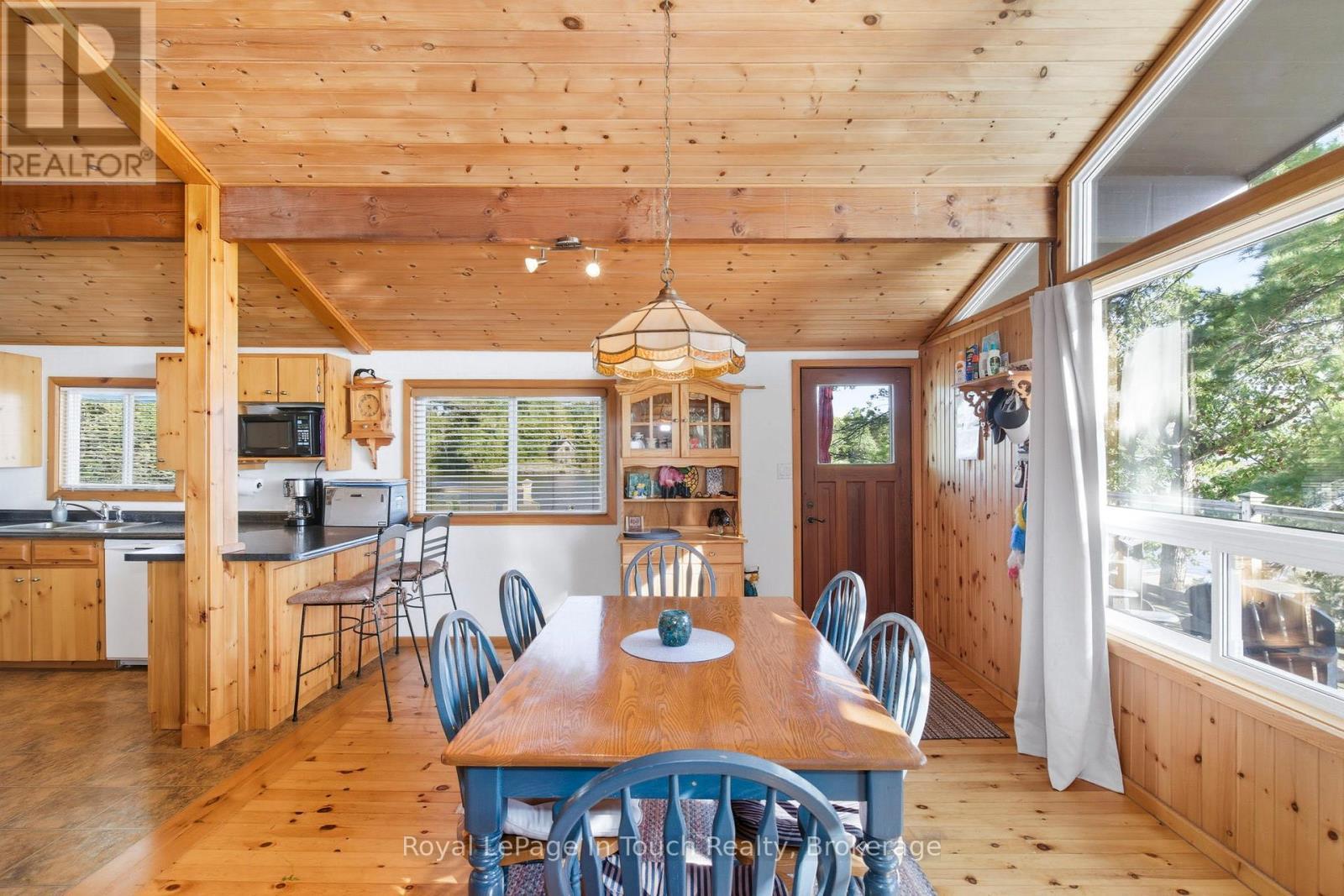 












2 IS 190 ISLAND

,
Georgian Bay (Baxter),




Ontario
L0K1S0

