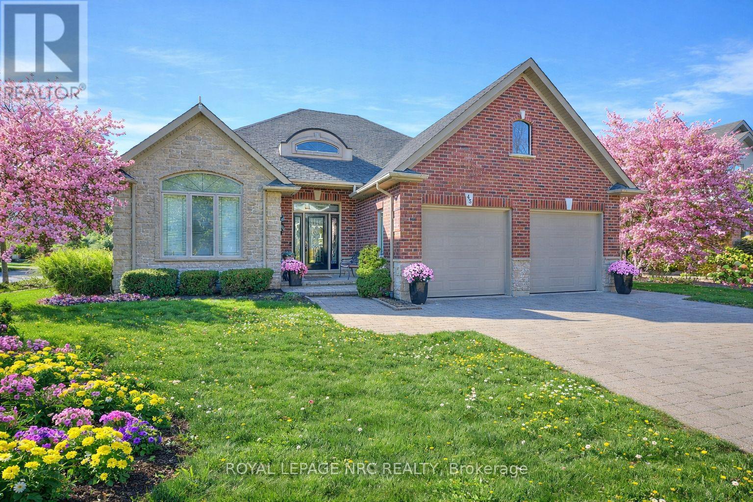 












45 TIMBER CREEK CRESCENT

,
Pelham (Fonthill),




Ontario
L3E0P3

