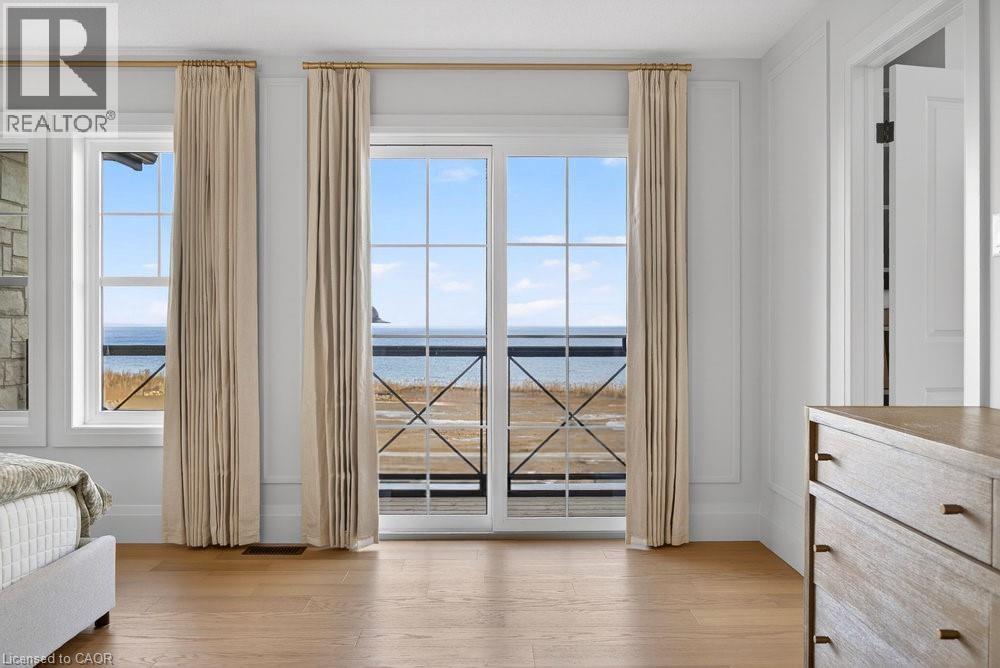 












100 WATERSHORE Drive Unit# 7

,
Stoney Creek,




Ontario
L8E0C1

