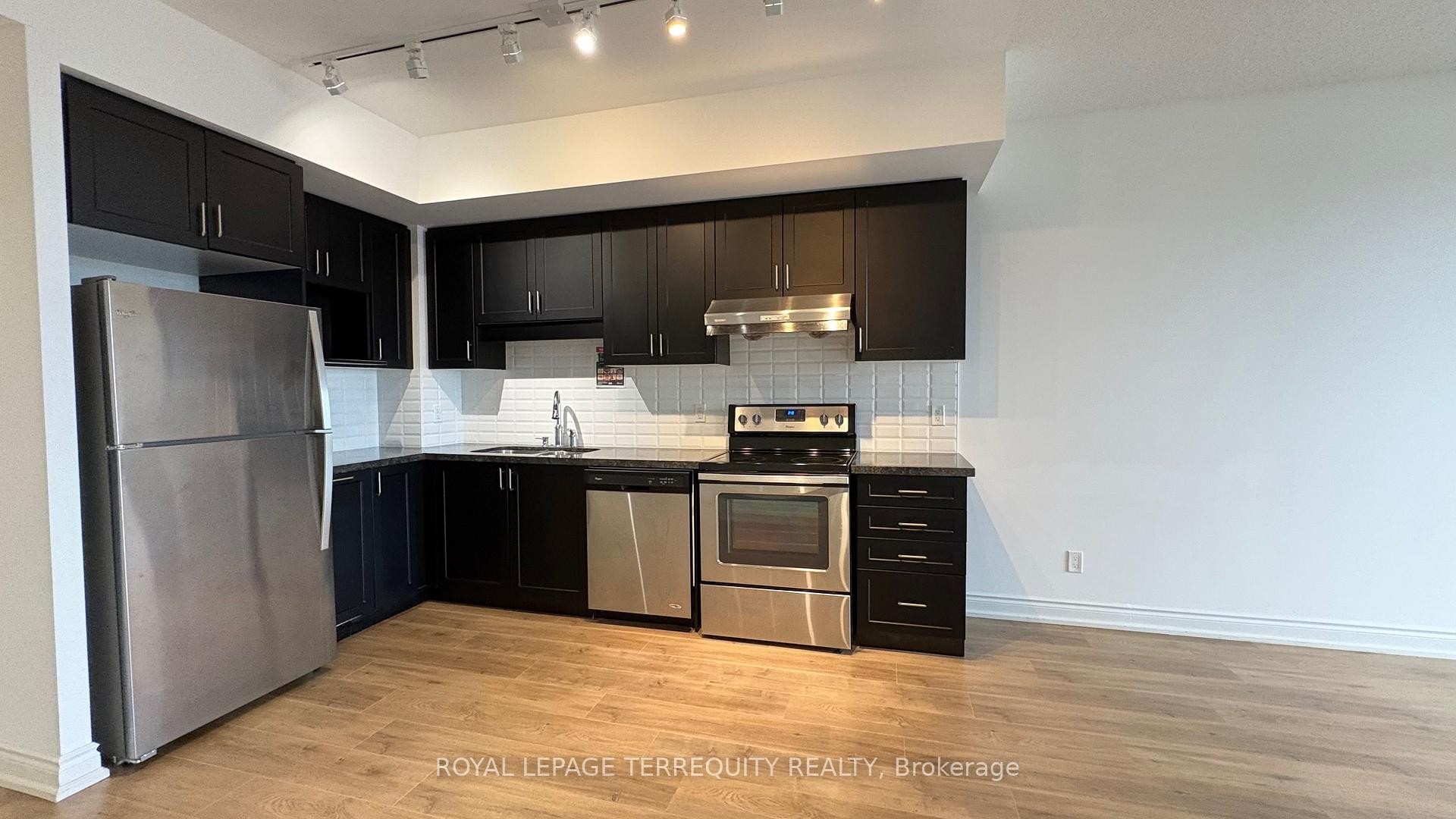 









38


Cedarland

Drive, 1609,
Markham,




ON
L6G 0G7

