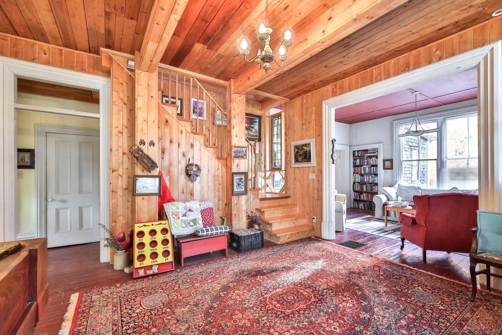 









12


Ch. de la Grange

,
Sainte-Thérèse-de-la-Gatineau,




QC
J0X2X0

