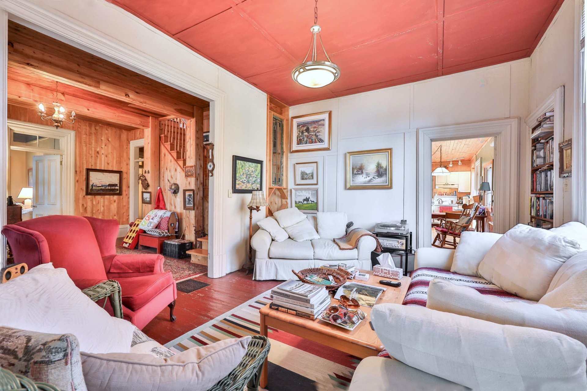 









12


Ch. de la Grange

,
Sainte-Thérèse-de-la-Gatineau,




QC
J0X2X0

