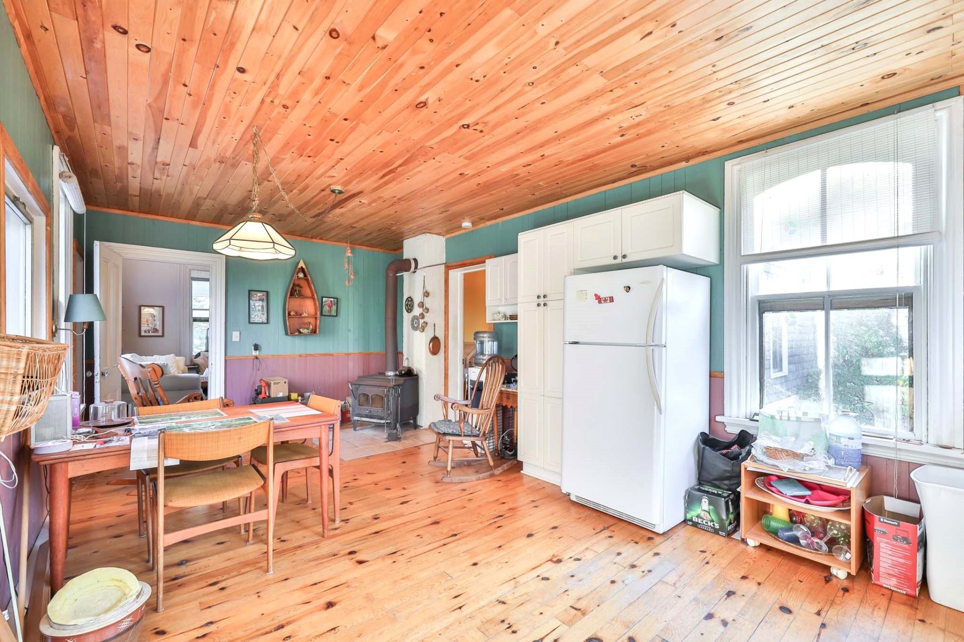 









12


Ch. de la Grange

,
Sainte-Thérèse-de-la-Gatineau,




QC
J0X2X0

