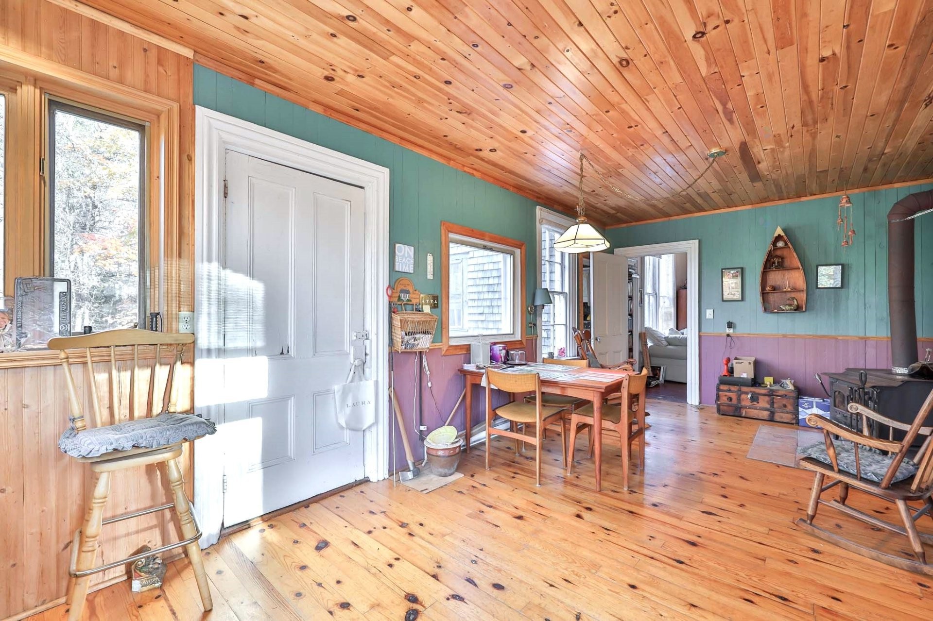 









12


Ch. de la Grange

,
Sainte-Thérèse-de-la-Gatineau,




QC
J0X2X0

