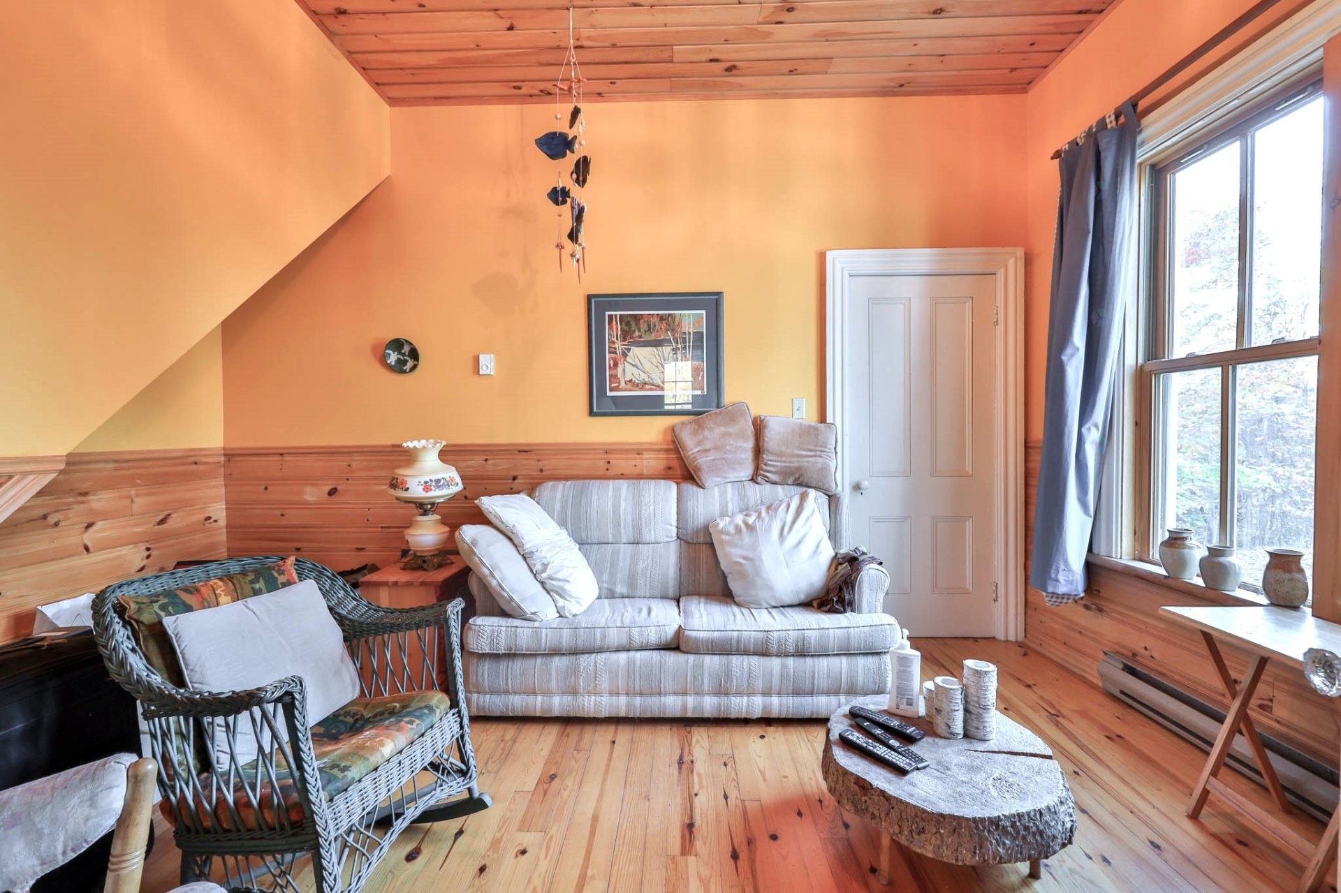 









12


Ch. de la Grange

,
Sainte-Thérèse-de-la-Gatineau,




QC
J0X2X0

