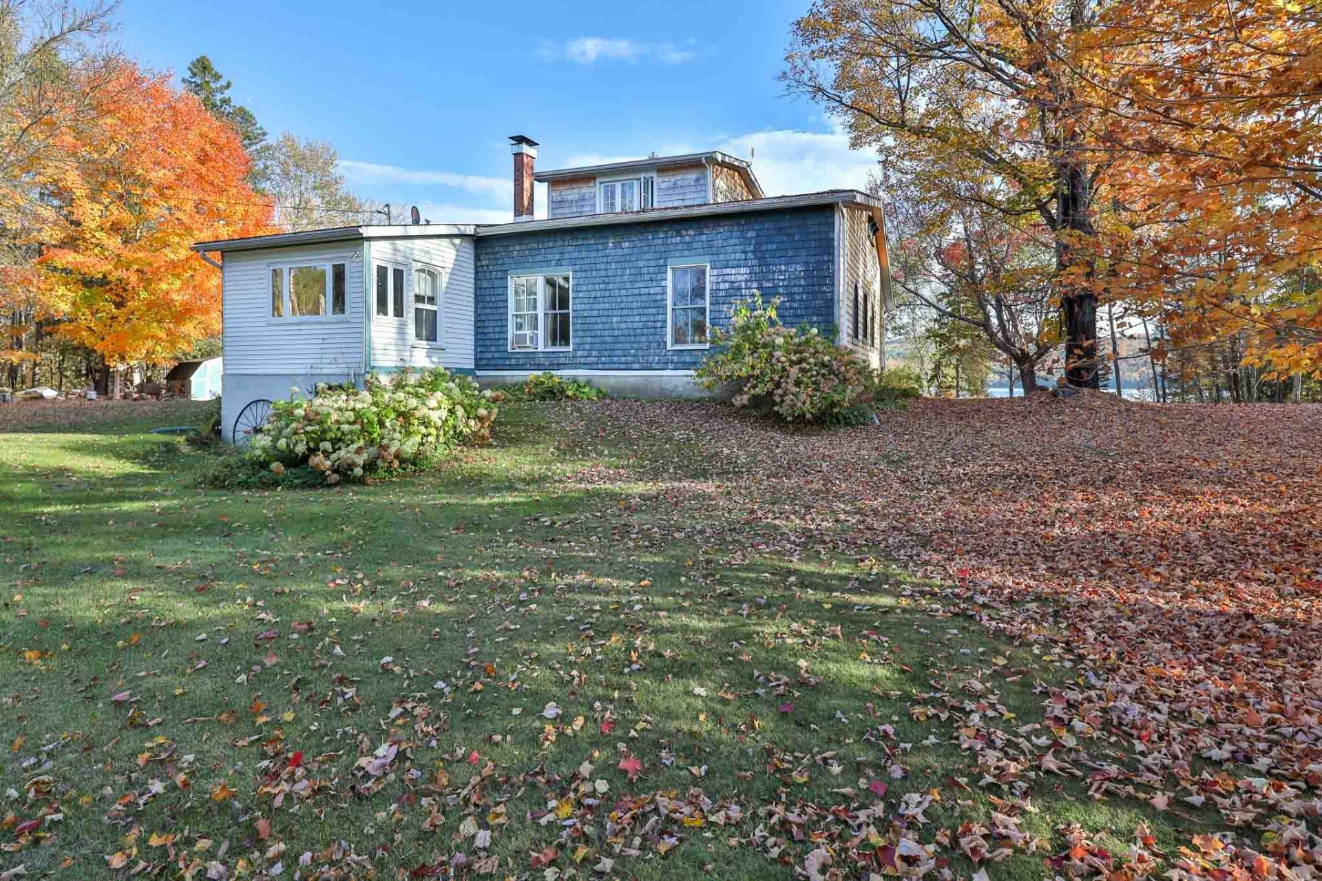 









12


Ch. de la Grange

,
Sainte-Thérèse-de-la-Gatineau,




QC
J0X2X0

