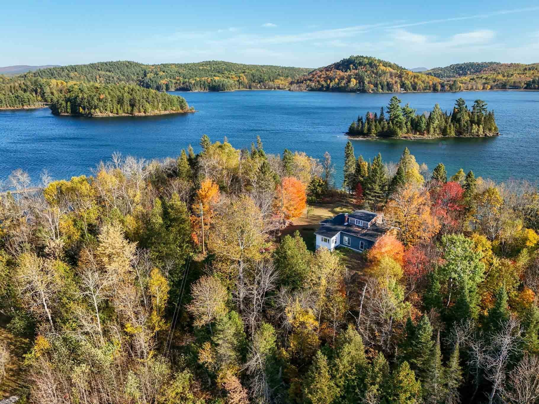 









12


Ch. de la Grange

,
Sainte-Thérèse-de-la-Gatineau,




QC
J0X2X0

