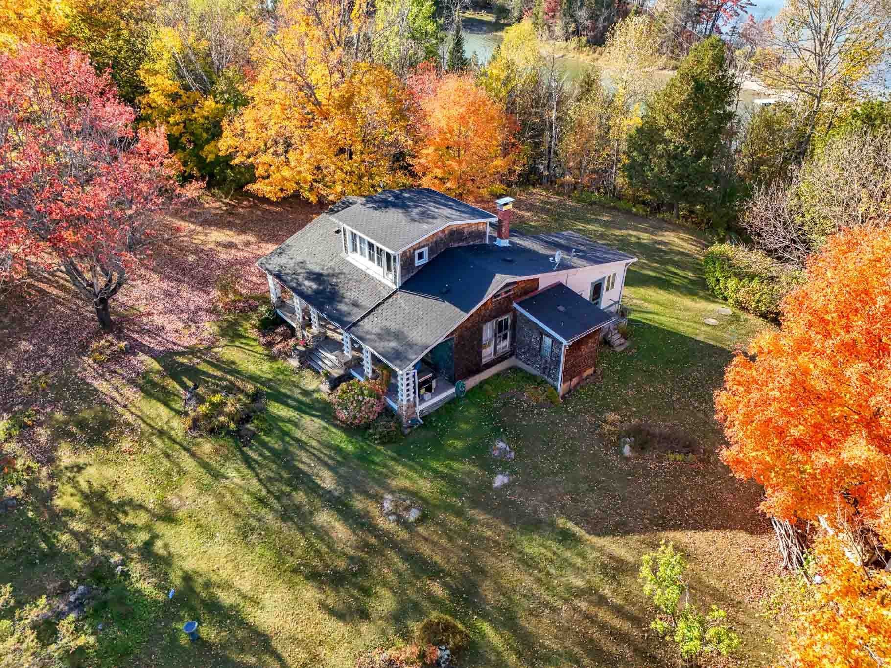 









12


Ch. de la Grange

,
Sainte-Thérèse-de-la-Gatineau,




QC
J0X2X0

