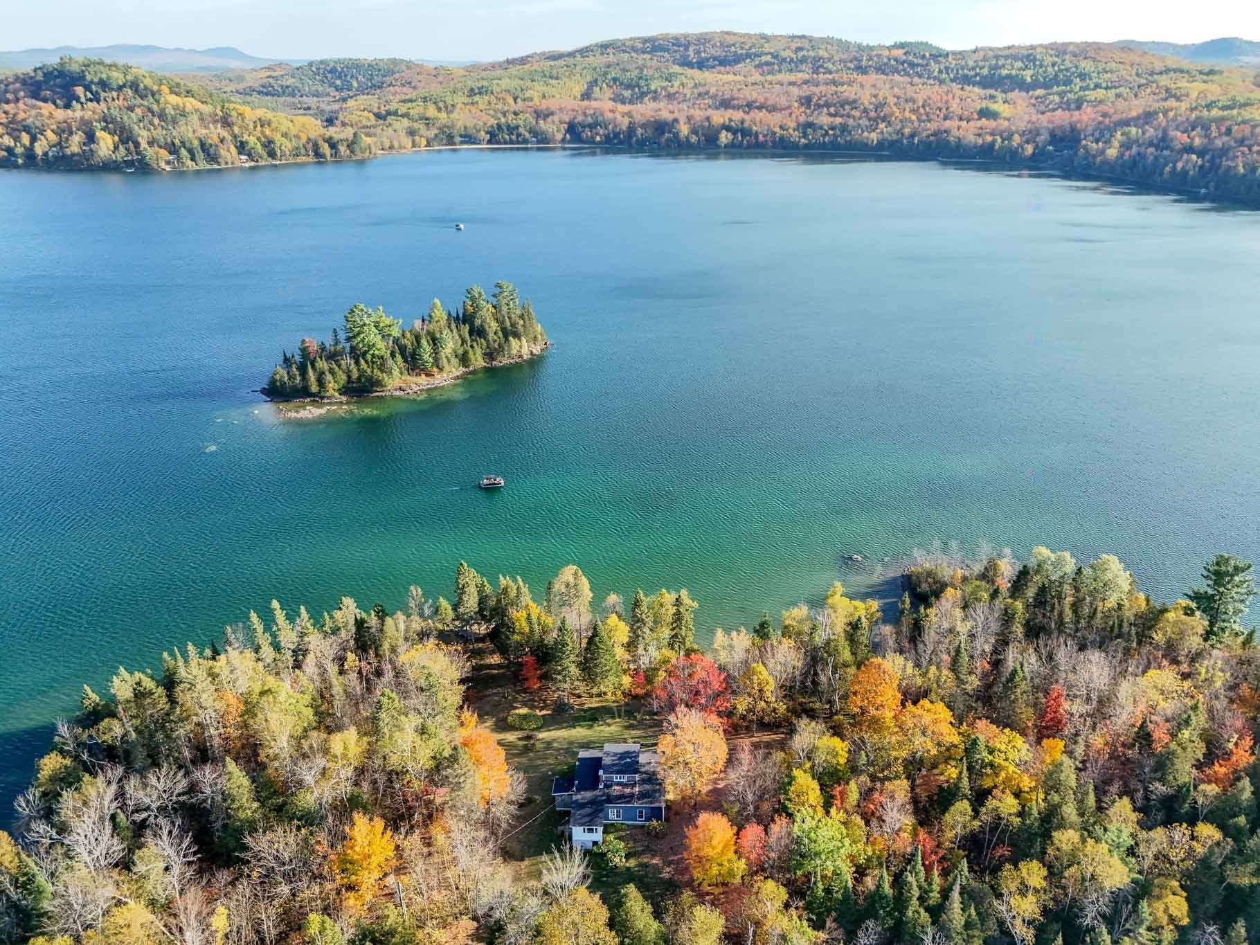 









12


Ch. de la Grange

,
Sainte-Thérèse-de-la-Gatineau,




QC
J0X2X0

