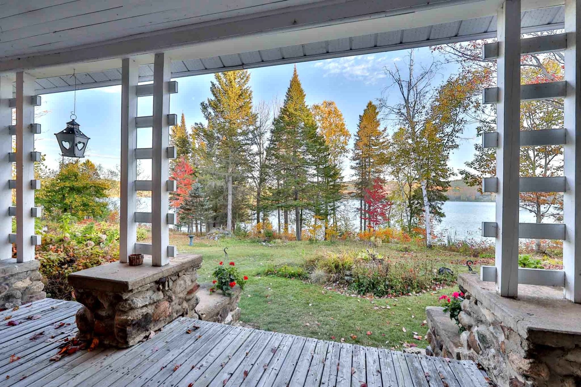 









12


Ch. de la Grange

,
Sainte-Thérèse-de-la-Gatineau,




QC
J0X2X0

